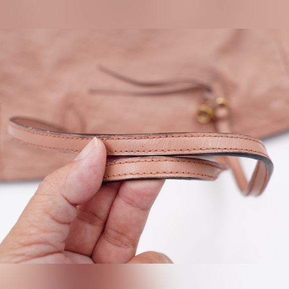 AY03❤️ Gucci Guccissima Bree Tote - Picture 8 of 13